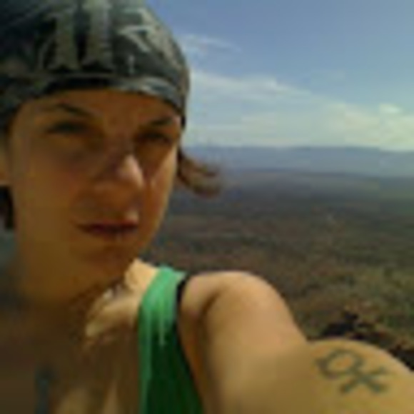 Meet your Posher, Rebecca - Picture 1 of 1